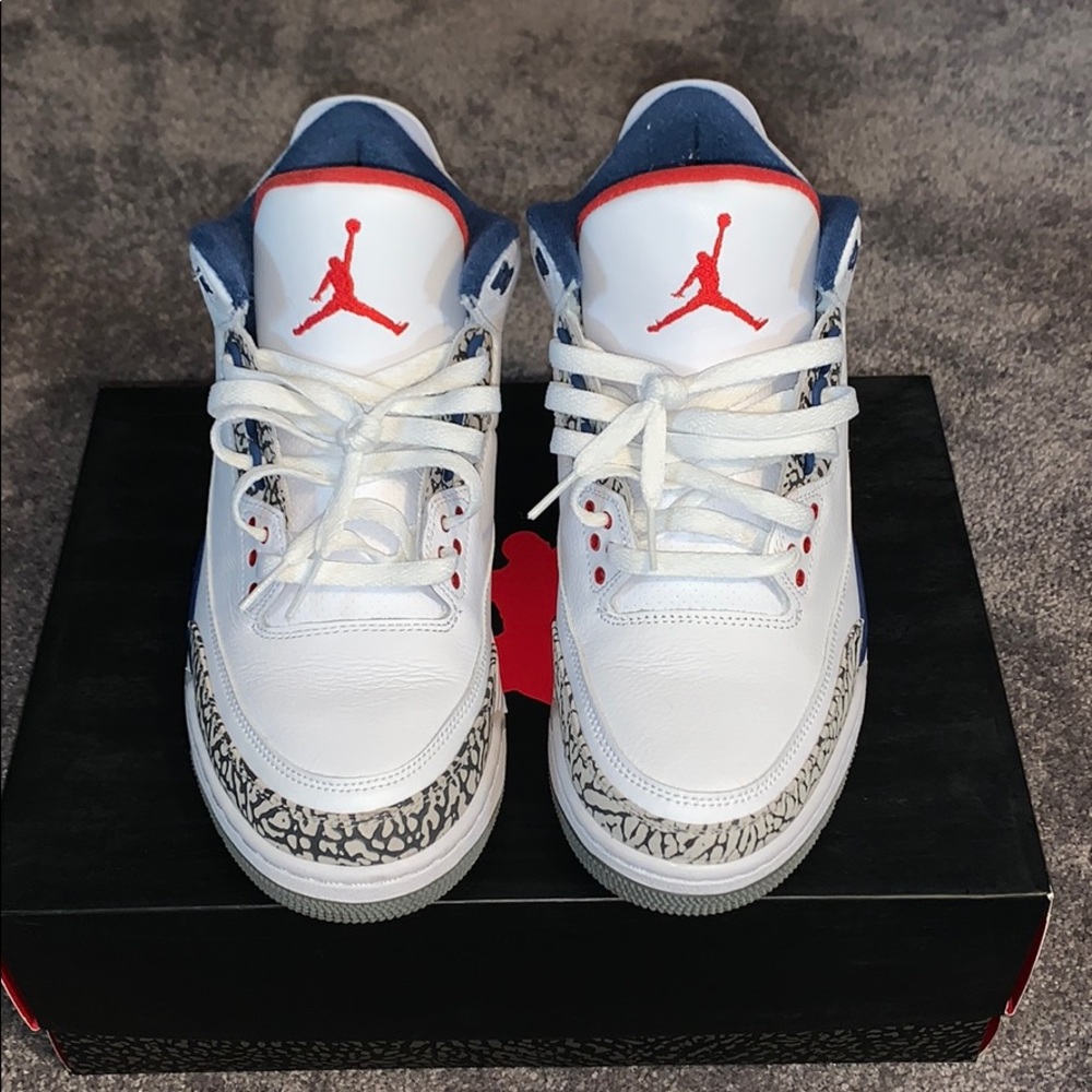 Jordan Retro 3 “True Blue”